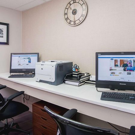 Hampton Inn Джоплин Экстерьер фото